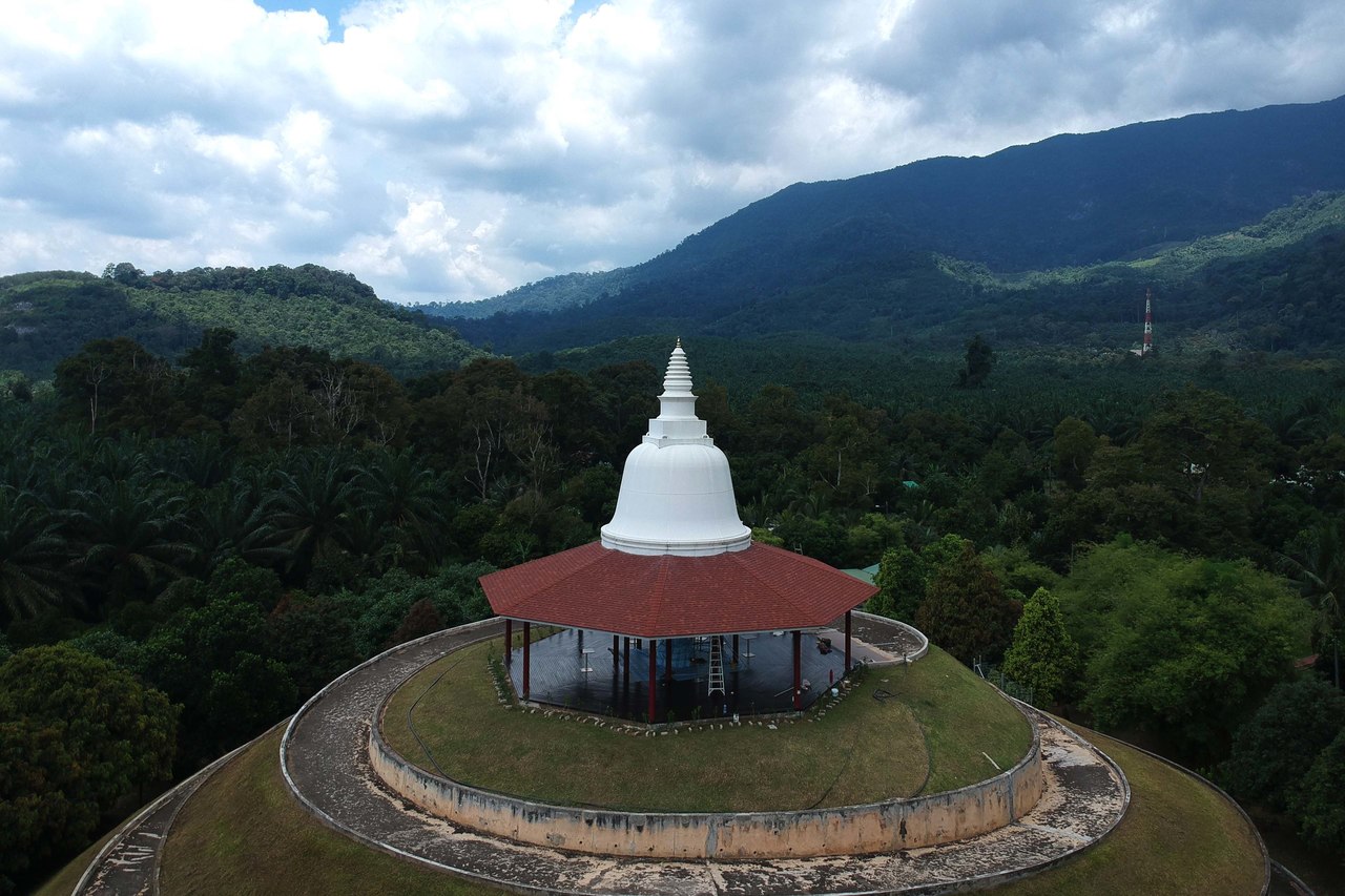 Dome Luxbee Com My Malaysia Stupa Alokarama 01 1