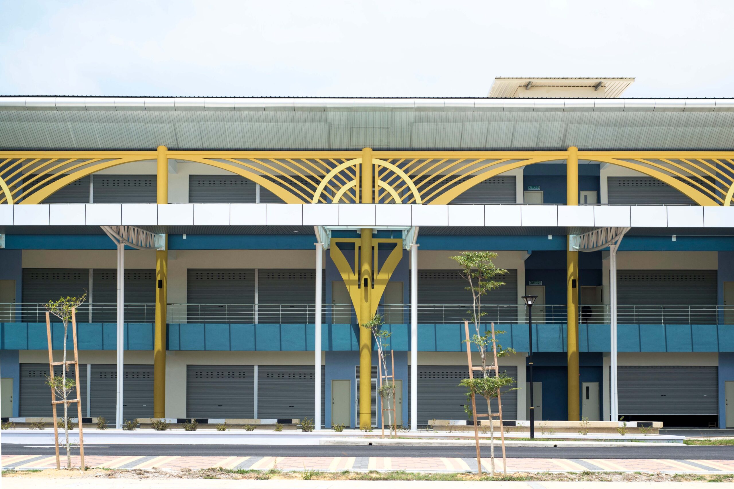 Modern Architecture Luxbee Com My Malaysia Komplex Niaga Usahawan 01 Scaled